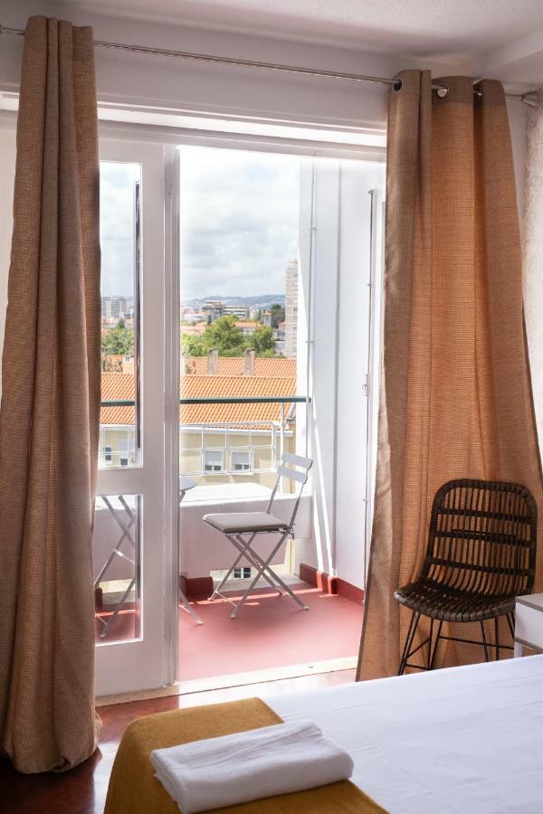 4U Lisbon Suites & Guesthouse VII Airport Kültér fotó
