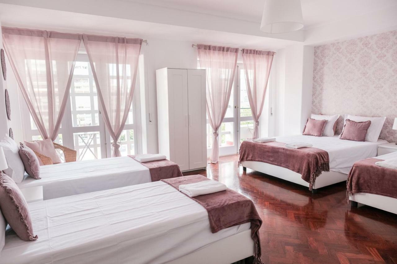 4U Lisbon Suites & Guesthouse VII Airport Kültér fotó