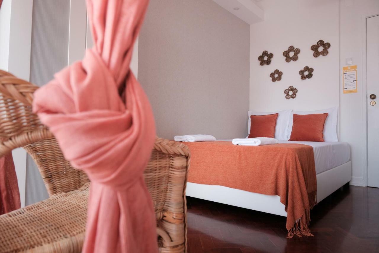 4U Lisbon Suites & Guesthouse VII Airport Kültér fotó