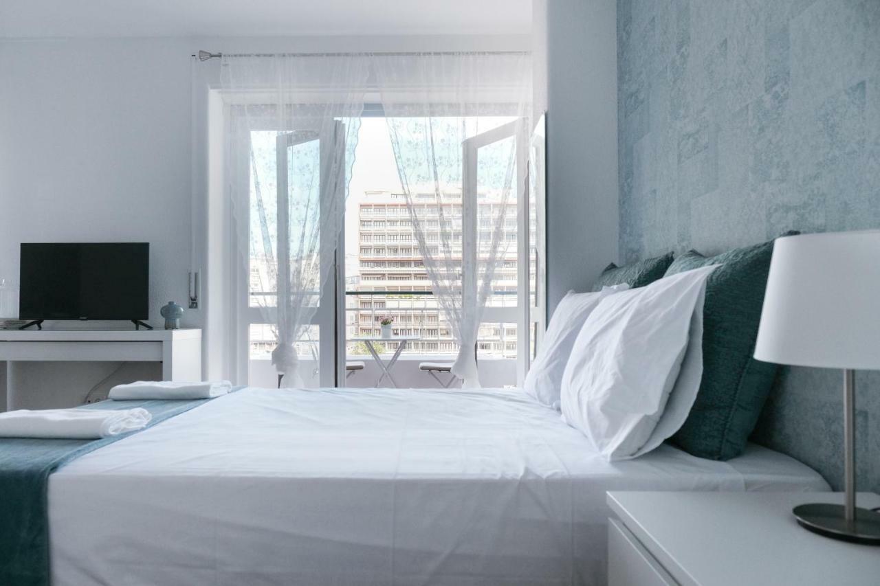4U Lisbon Suites & Guesthouse VII Airport Kültér fotó