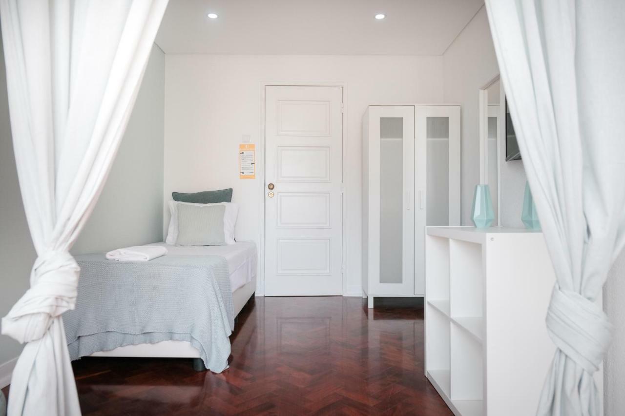 4U Lisbon Suites & Guesthouse VII Airport Kültér fotó